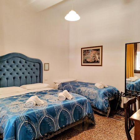Residenza Martin Hotel Firenze Bagian luar foto