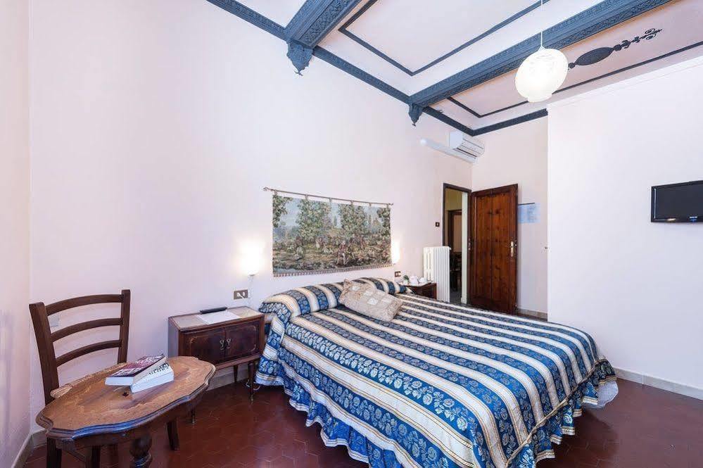 Residenza Martin Hotel Firenze Bagian luar foto